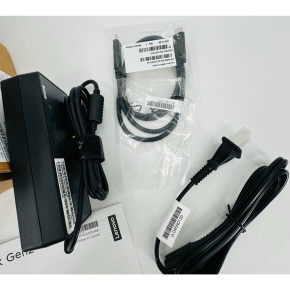 Lenovo ThinkPad USB-C Gen 2 Docking Station - 40AS0090US Brand new! - Picture 6 of 6